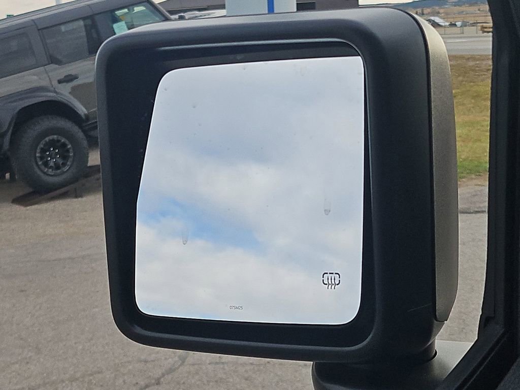 New 2025 Jeep Gladiator Willys image 31