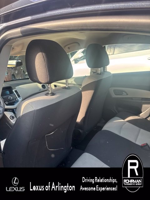 Used 2014 Chevrolet Cruze LS FWD image 6