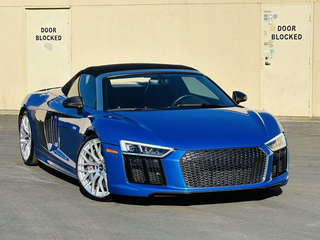 Used 2018 Audi R8 V10 plus image 1