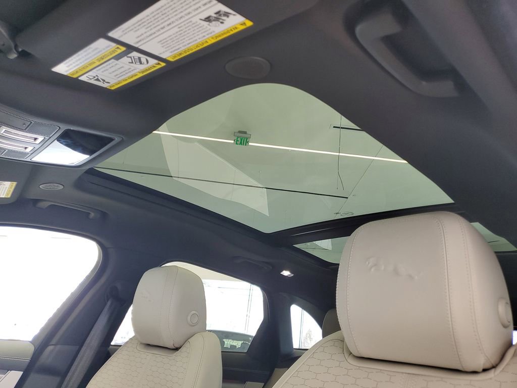 New 2026 Jaguar F-PACE R-Dynamic S image 13