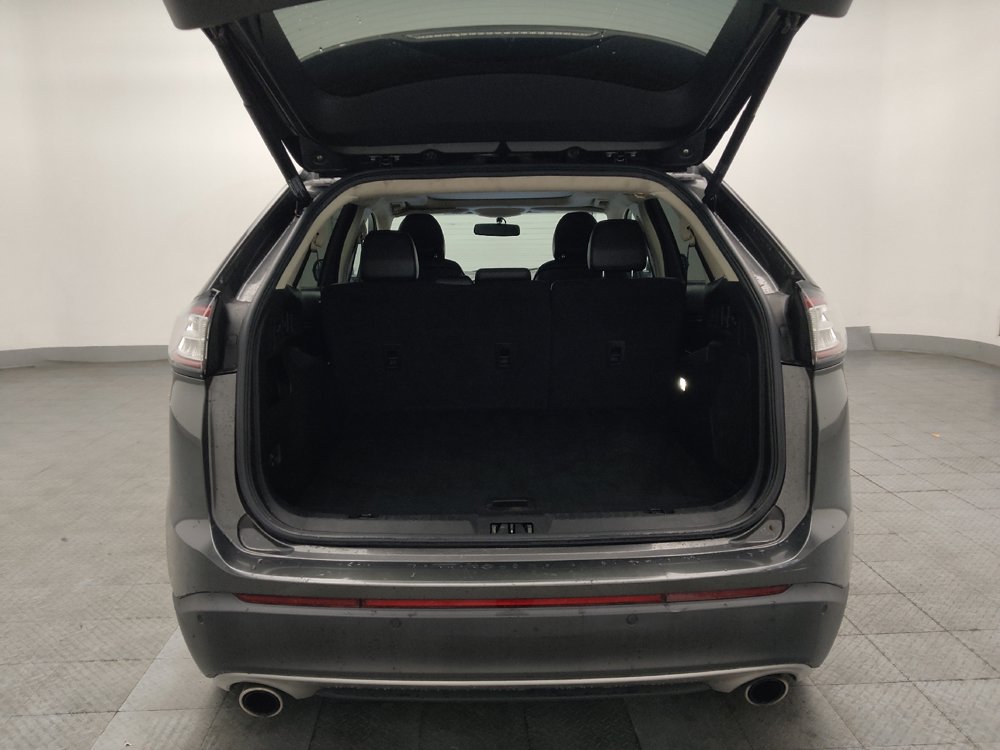 Used 2016 Ford Edge Titanium FWD image 29
