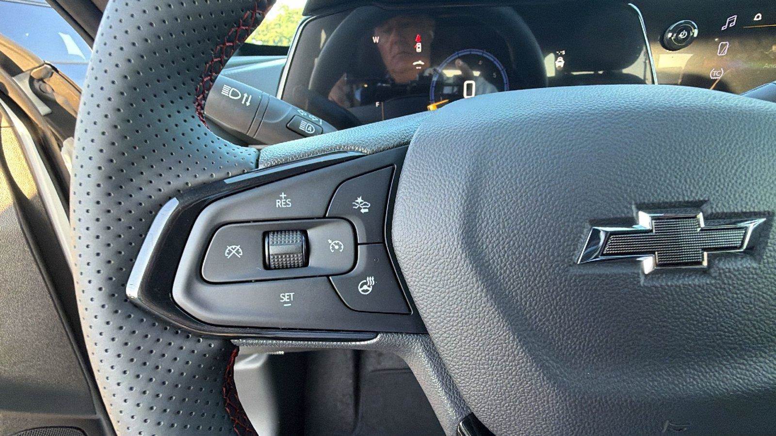 New 2026 Chevrolet Trax RS w/ Driver Confidence Package FWD image 21