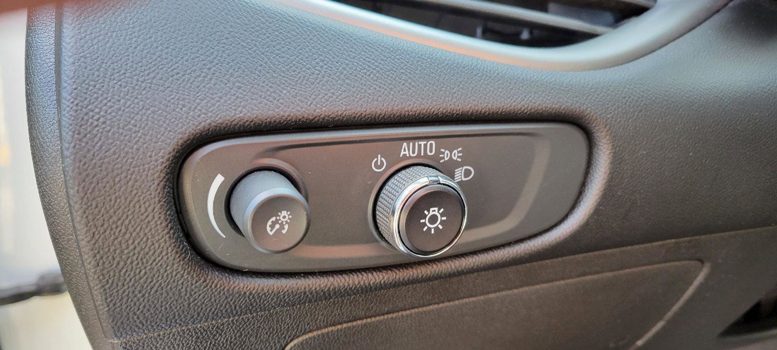 Used 2024 Chevrolet Malibu LT image 10