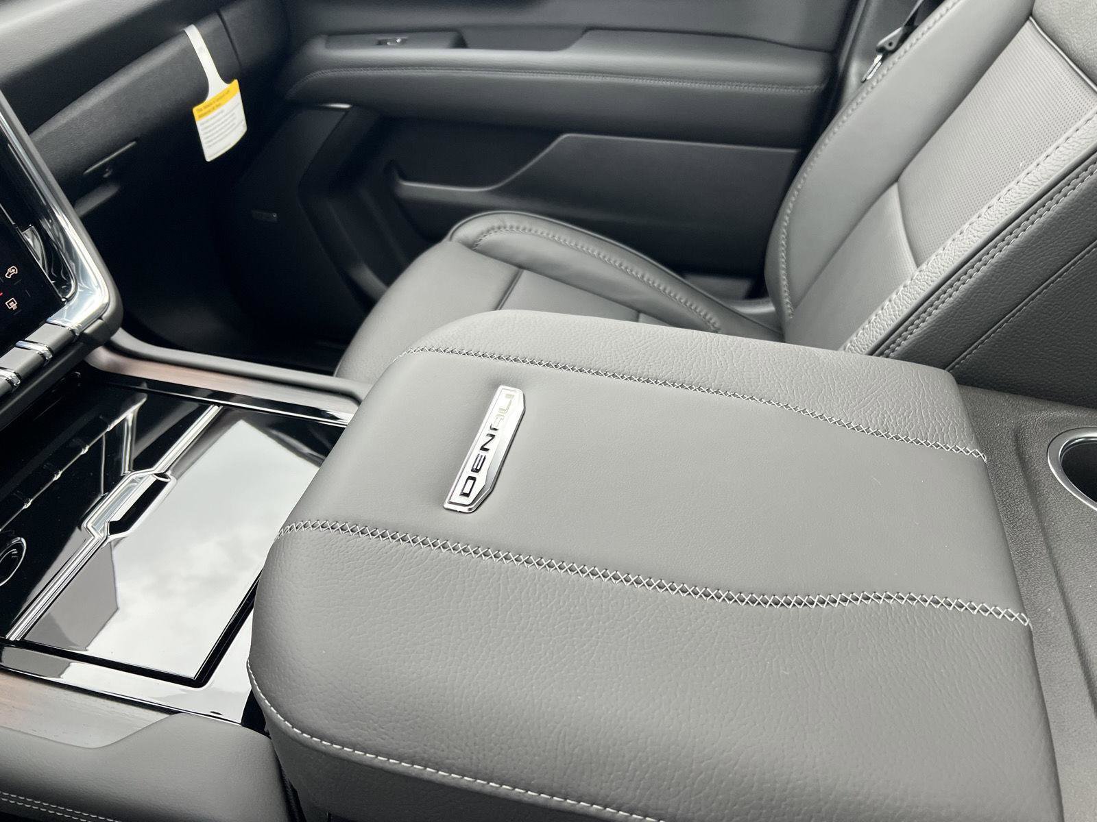 New 2026 GMC Yukon Denali AWD/4WD image 36