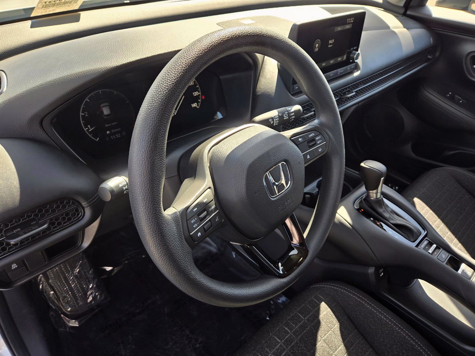 Used 2025 Honda HR-V LX image 13