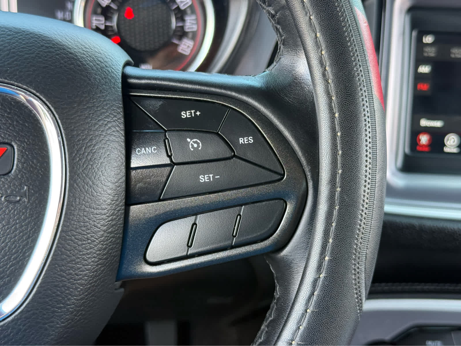 Used 2022 Dodge Challenger SXT RWD image 21