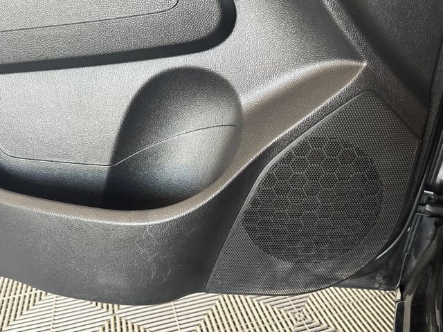 Used 2015 Chevrolet Sonic LT FWD image 13