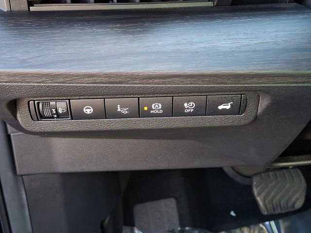 Used 2023 Nissan Ariya EVOLVE+ image 30