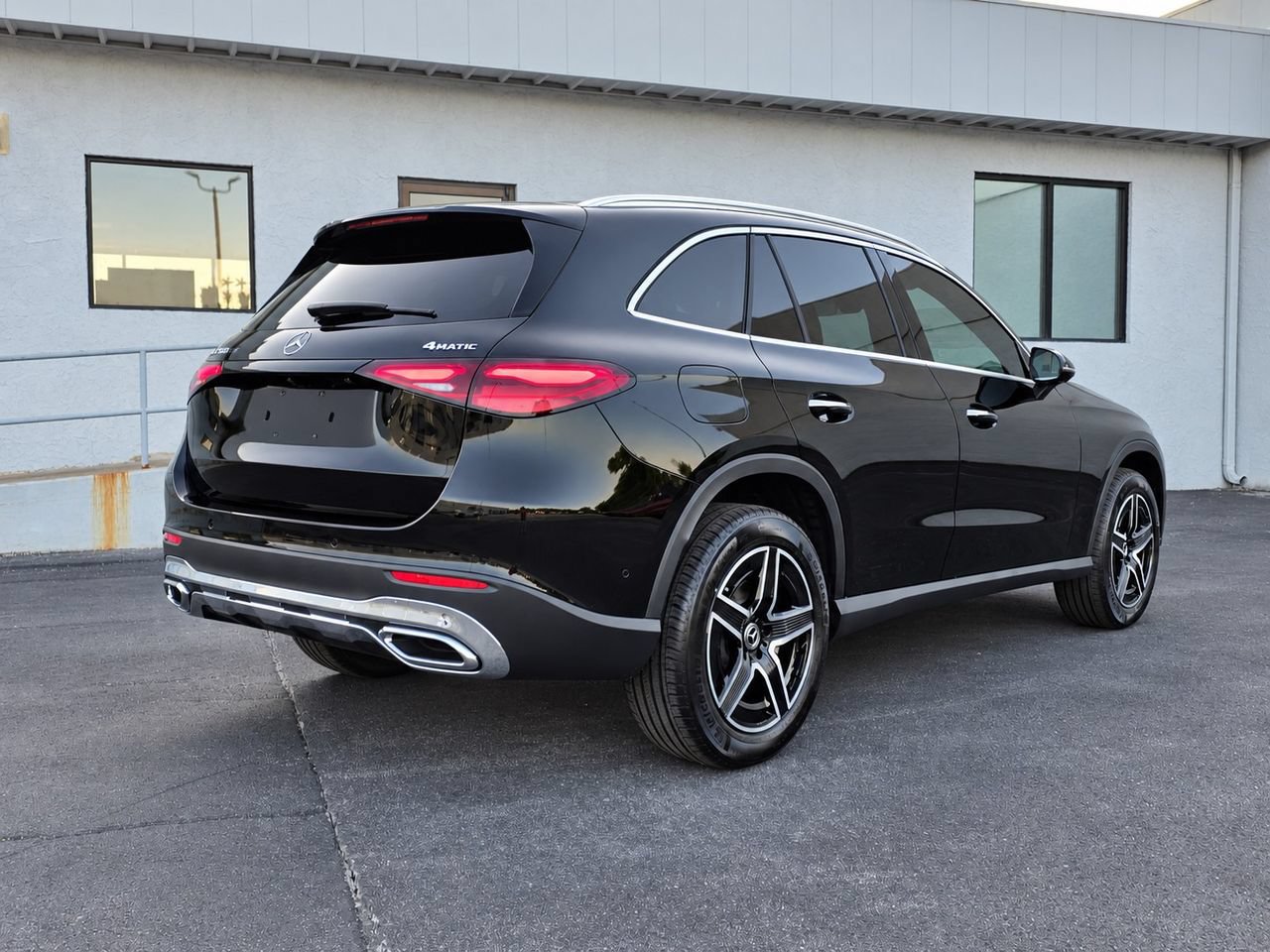 New 2027 Mercedes-Benz GLC 300 4MATIC image 6