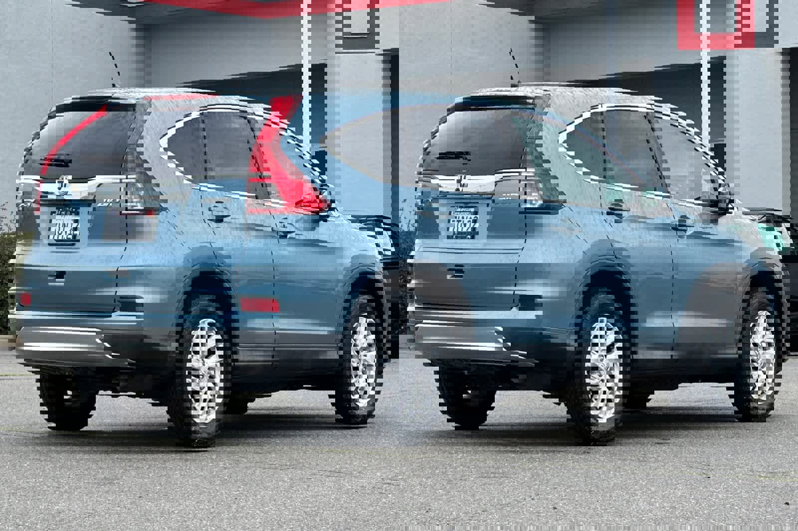 Used 2016 Honda CR-V EX image 2