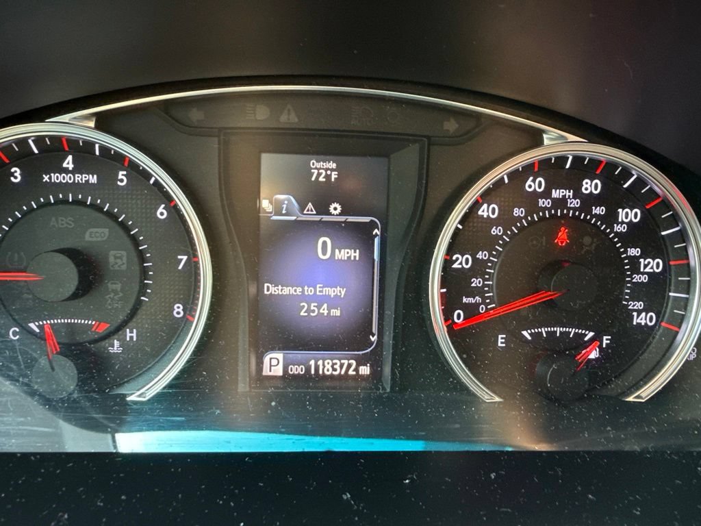 Used 2017 Toyota Camry SE FWD image 14
