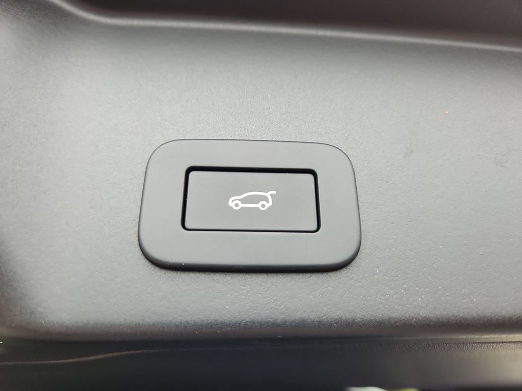 New 2026 Land Rover Range Rover Evoque S AWD/4WD image 14