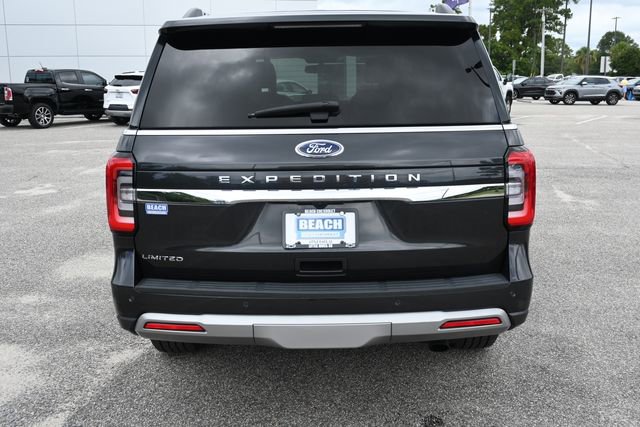 Used 2024 Ford Expedition Limited image 4