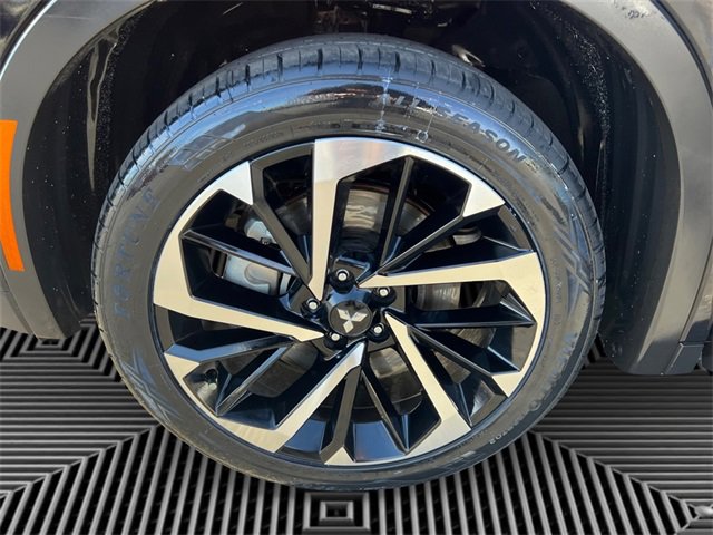 Used 2024 Mitsubishi Outlander SE image 11