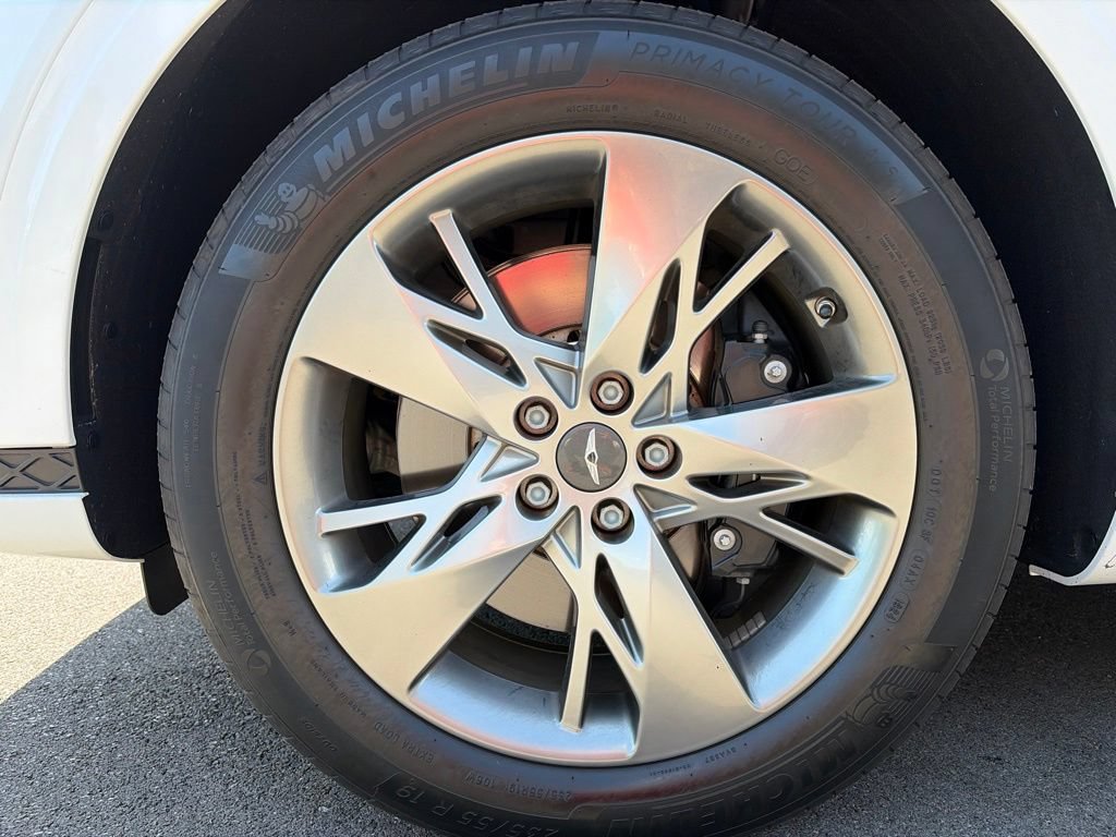 Certified 2025 Genesis GV70 3.5T Sport AWD/4WD image 21