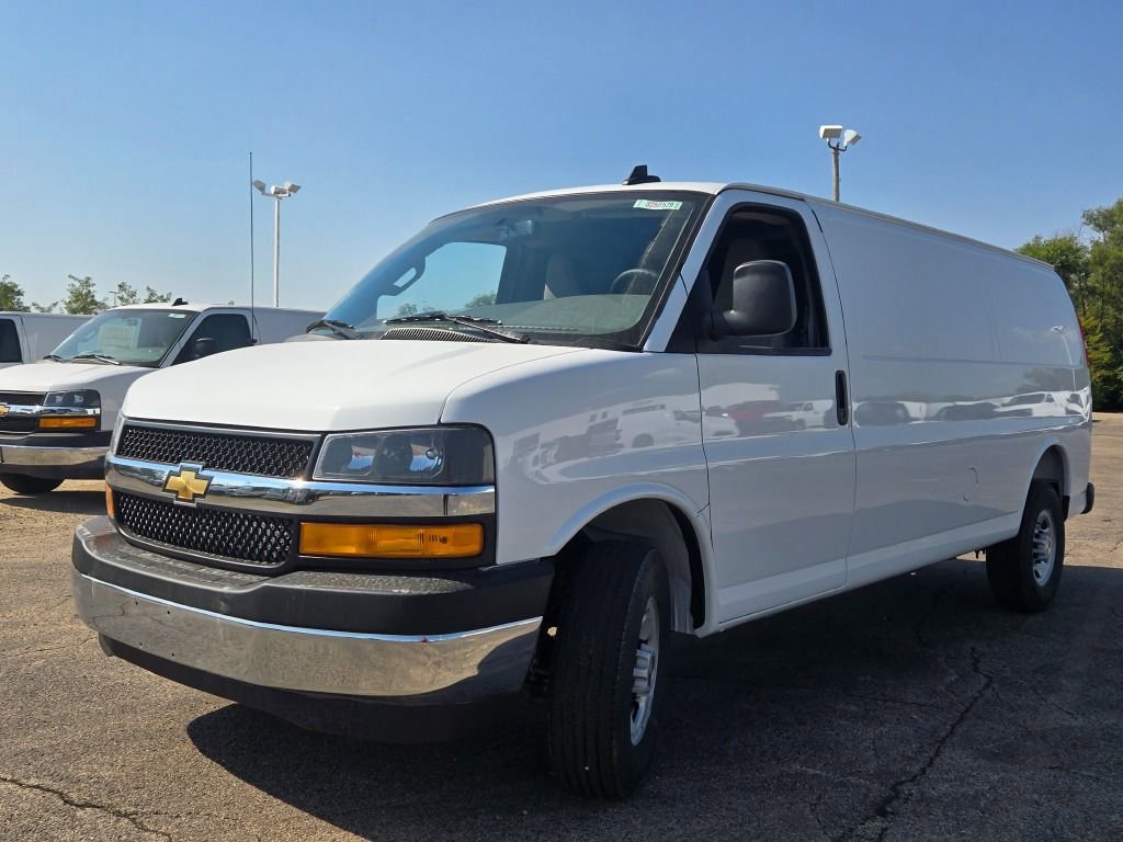 New 2025 Chevrolet Express 2500 Extended w/ Enhanced Convenience Package image 3