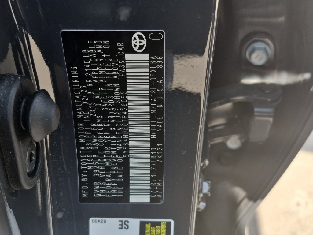 Used 2026 Toyota Corolla LE FWD image 28