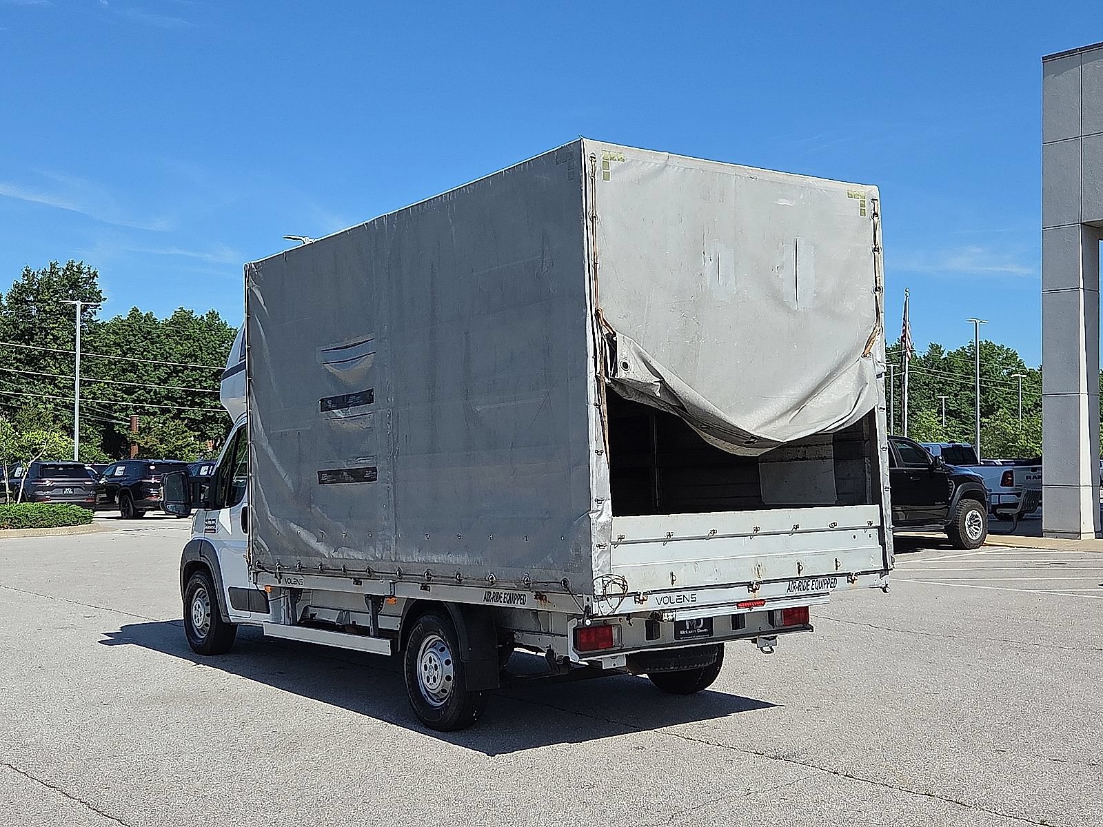 Used 2018 RAM ProMaster 3500 FWD image 4