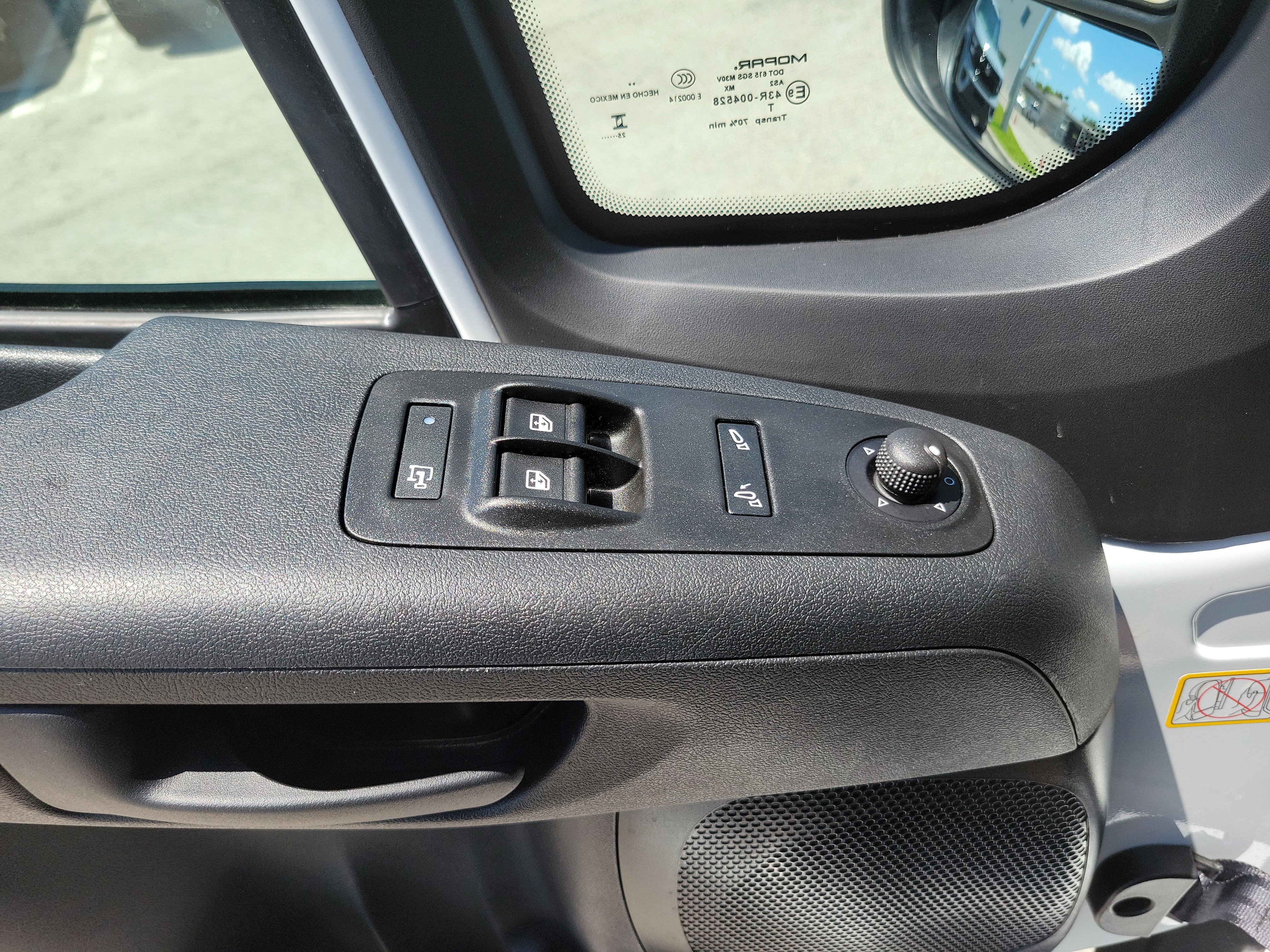 Used 2026 RAM ProMaster 2500 w/ Convenience Group FWD image 28