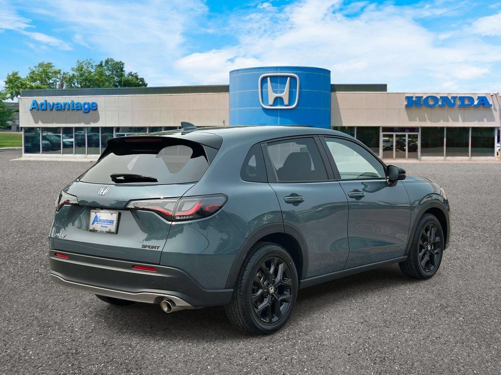 Used 2024 Honda HR-V Sport image 4