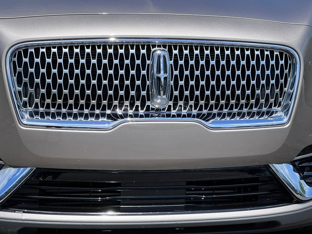 Used 2020 Lincoln Nautilus Reserve AWD/4WD image 41