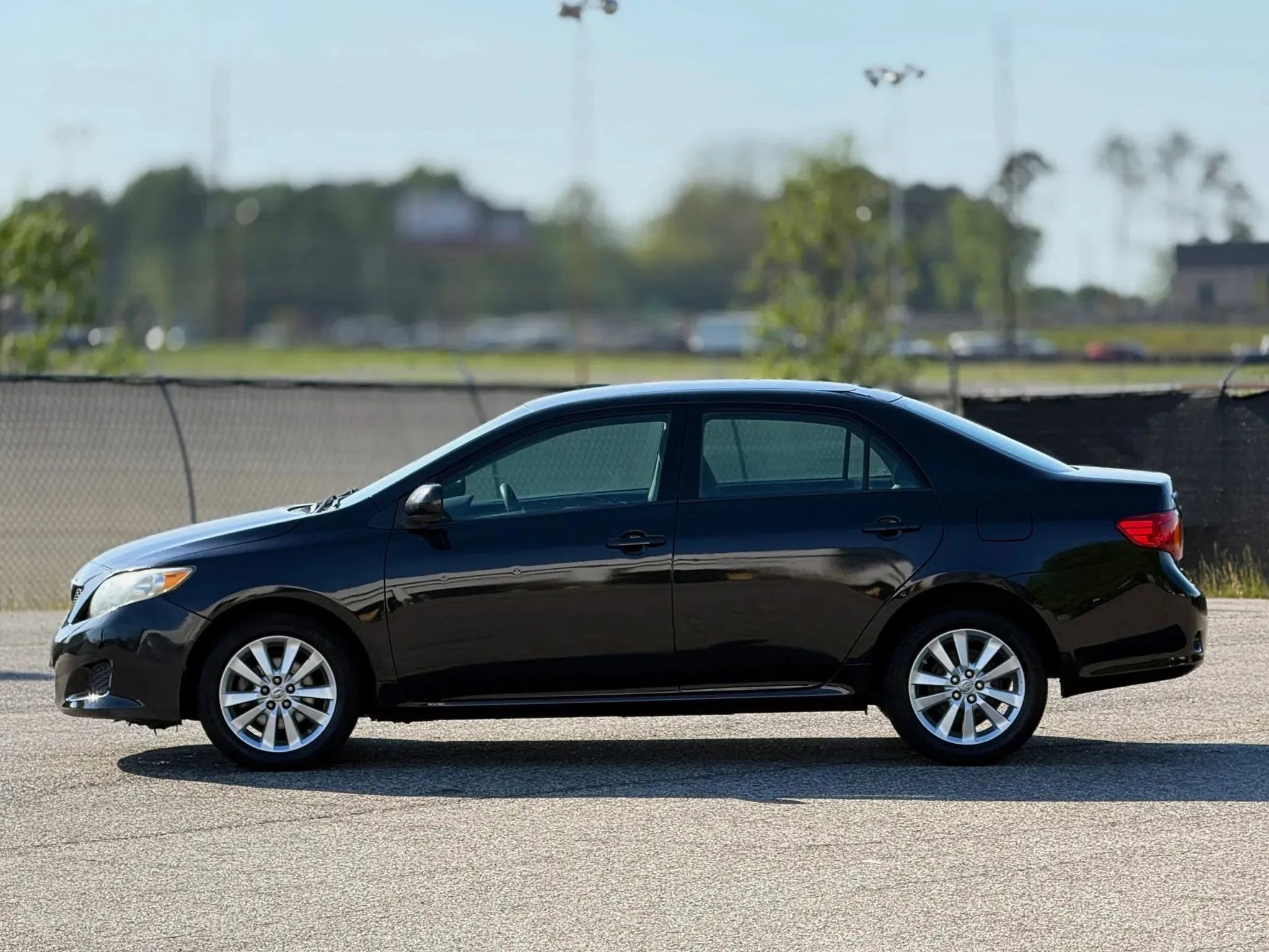 Used 2009 Toyota Corolla LE FWD image 8