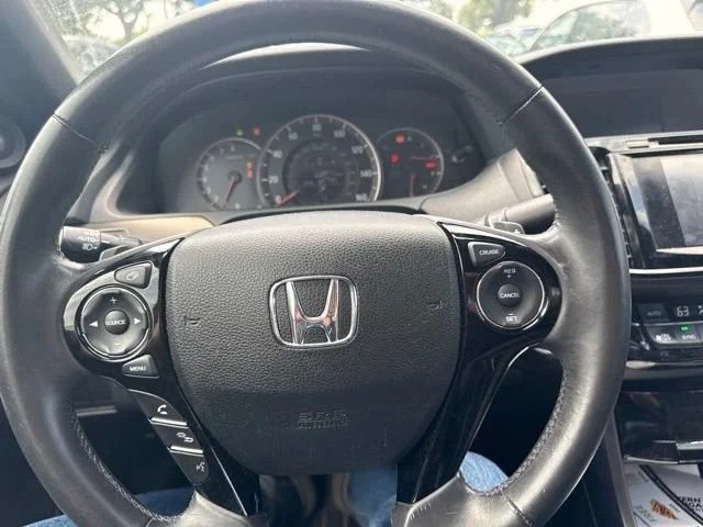 Used 2017 Honda Accord EX-L image 19