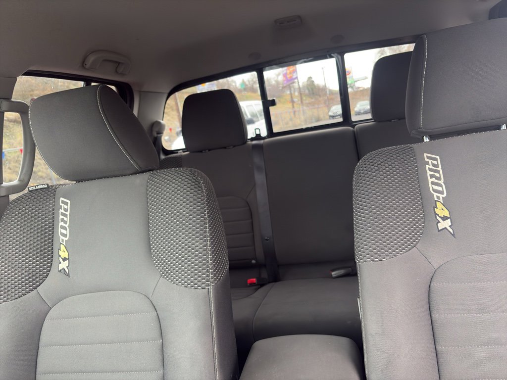 Used 2018 Nissan Frontier PRO-4X AWD/4WD image 8