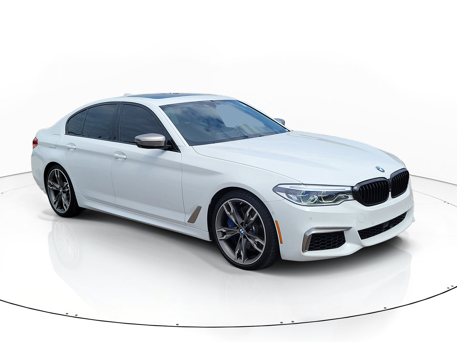 Used 2020 BMW M550i xDrive w/ Executive Package AWD/4WD image 2