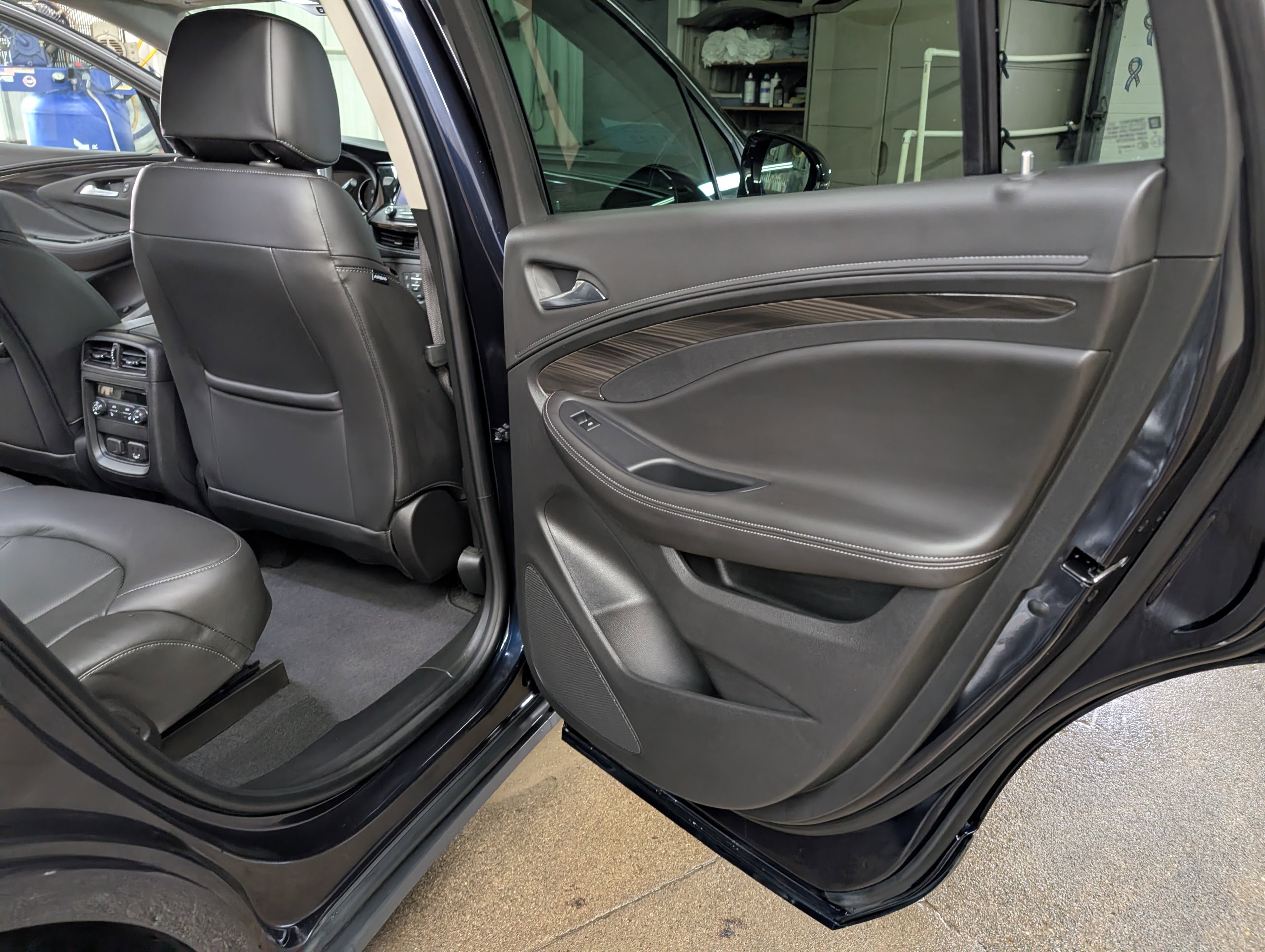 Used 2020 Buick Envision Premium image 7