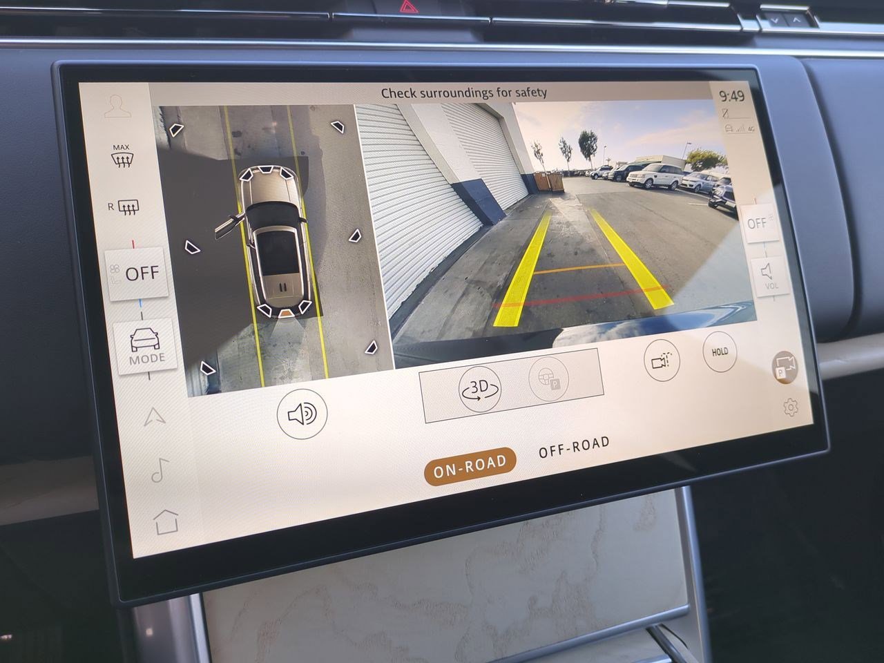 New 2025 Land Rover Range Rover SV image 17