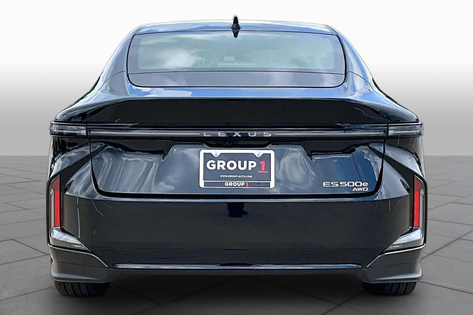 Used 2026 Lexus ES 500e AWD/4WD image 3