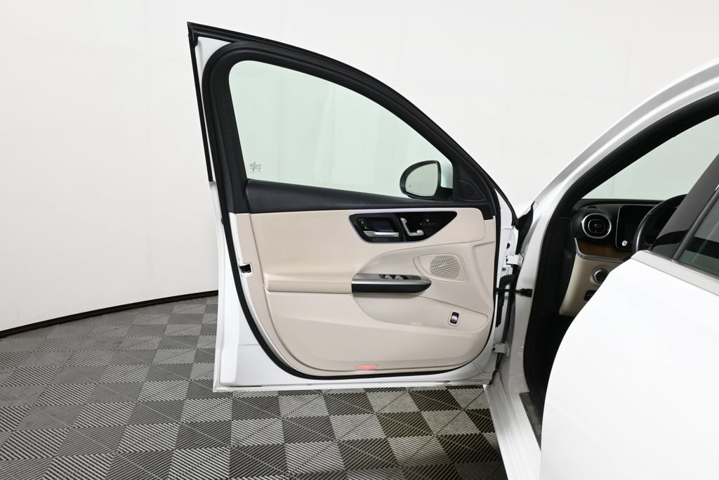Certified 2024 Mercedes-Benz C 300 4MATIC Sedan image 23