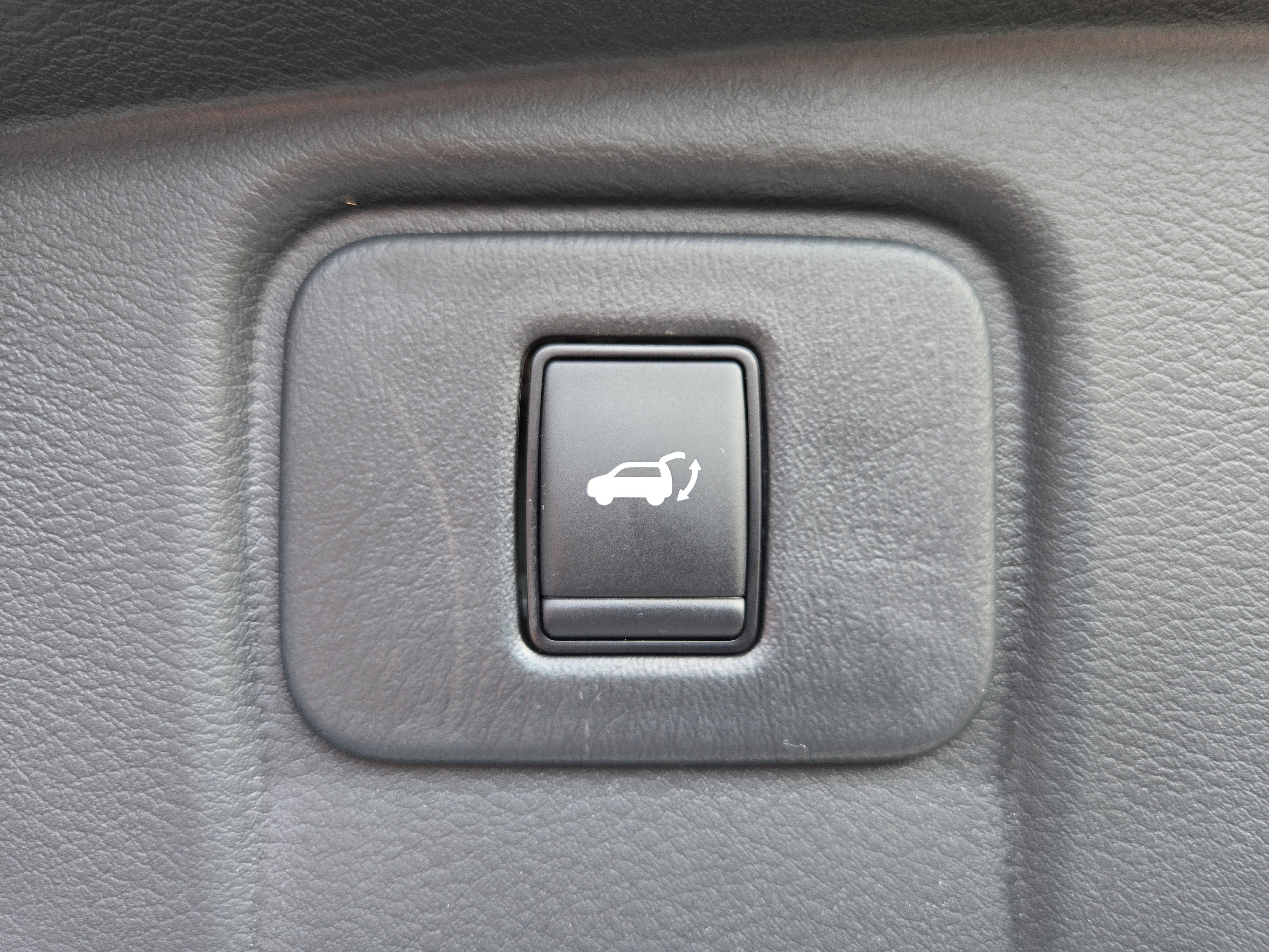 Certified 2024 Nissan Murano Platinum w/ Cargo Package image 11