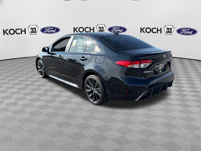 Used 2026 Toyota Corolla SE FWD image 6