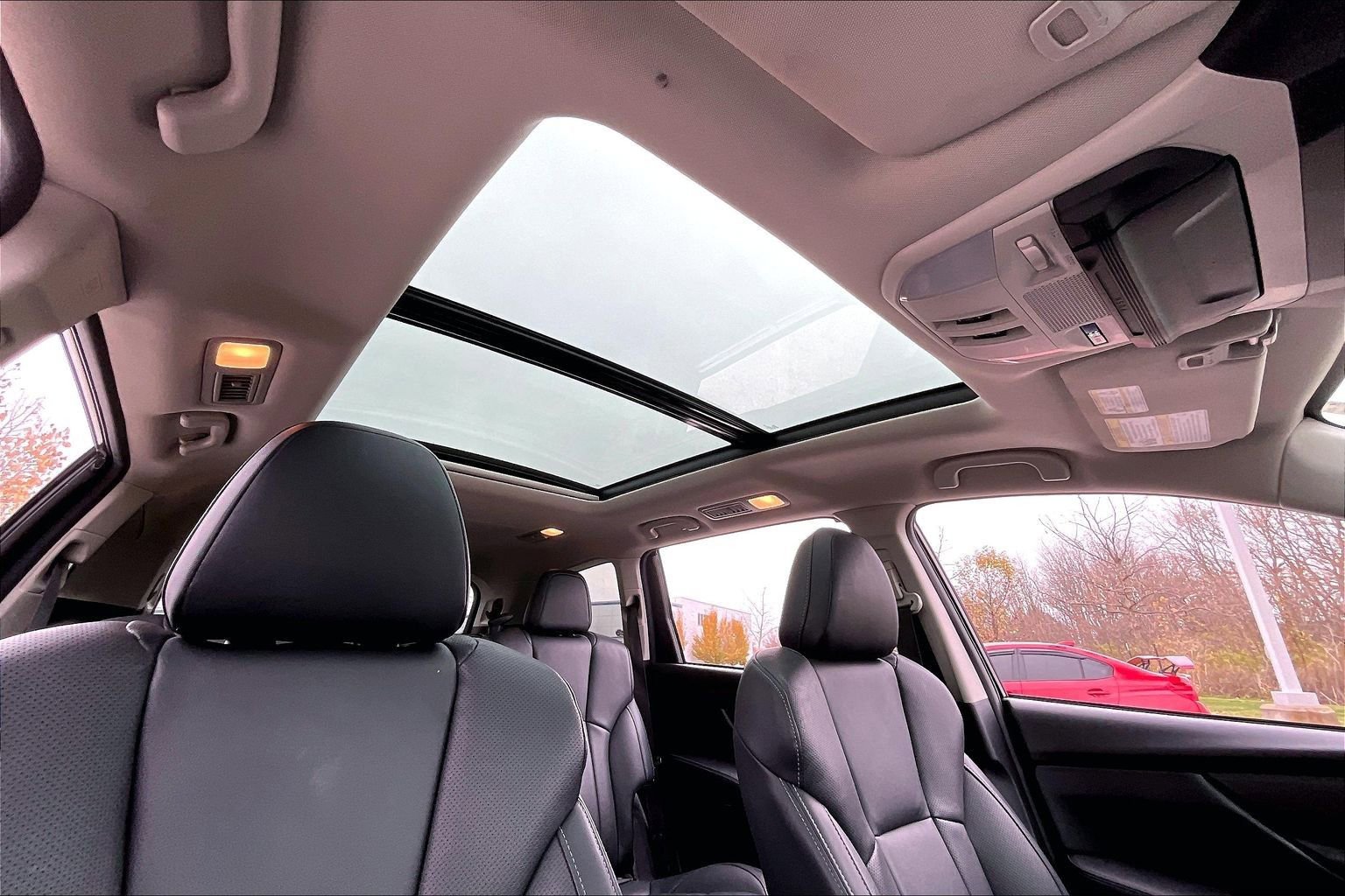 Used 2024 Subaru Ascent Limited w/ Technology Package image 16