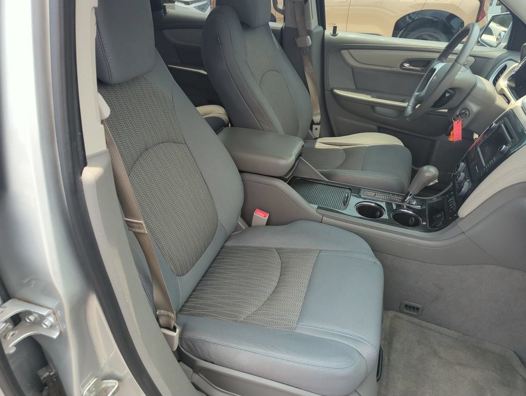 Used 2015 Chevrolet Traverse LT FWD image 37
