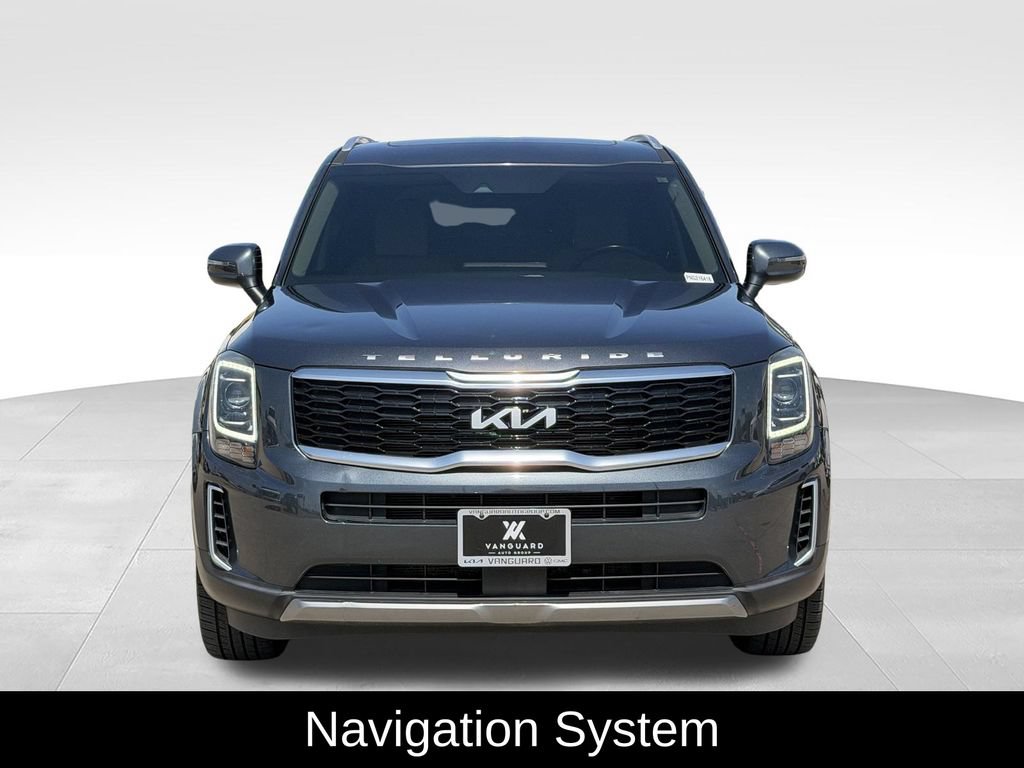 Used 2022 Kia Telluride S FWD image 3