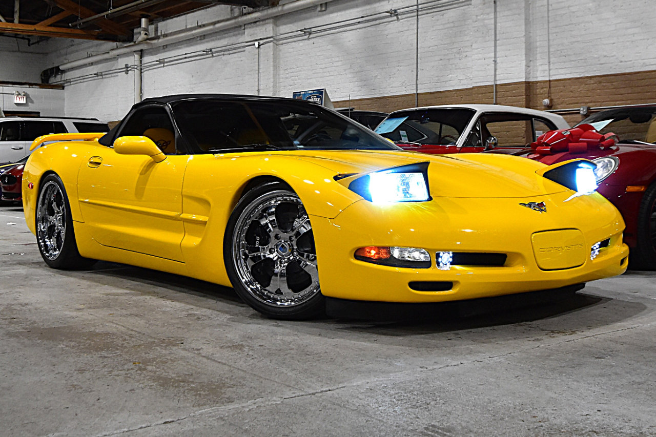 Used 2003 Chevrolet Corvette Convertible w/ Preferred Equipment Group1 image 4