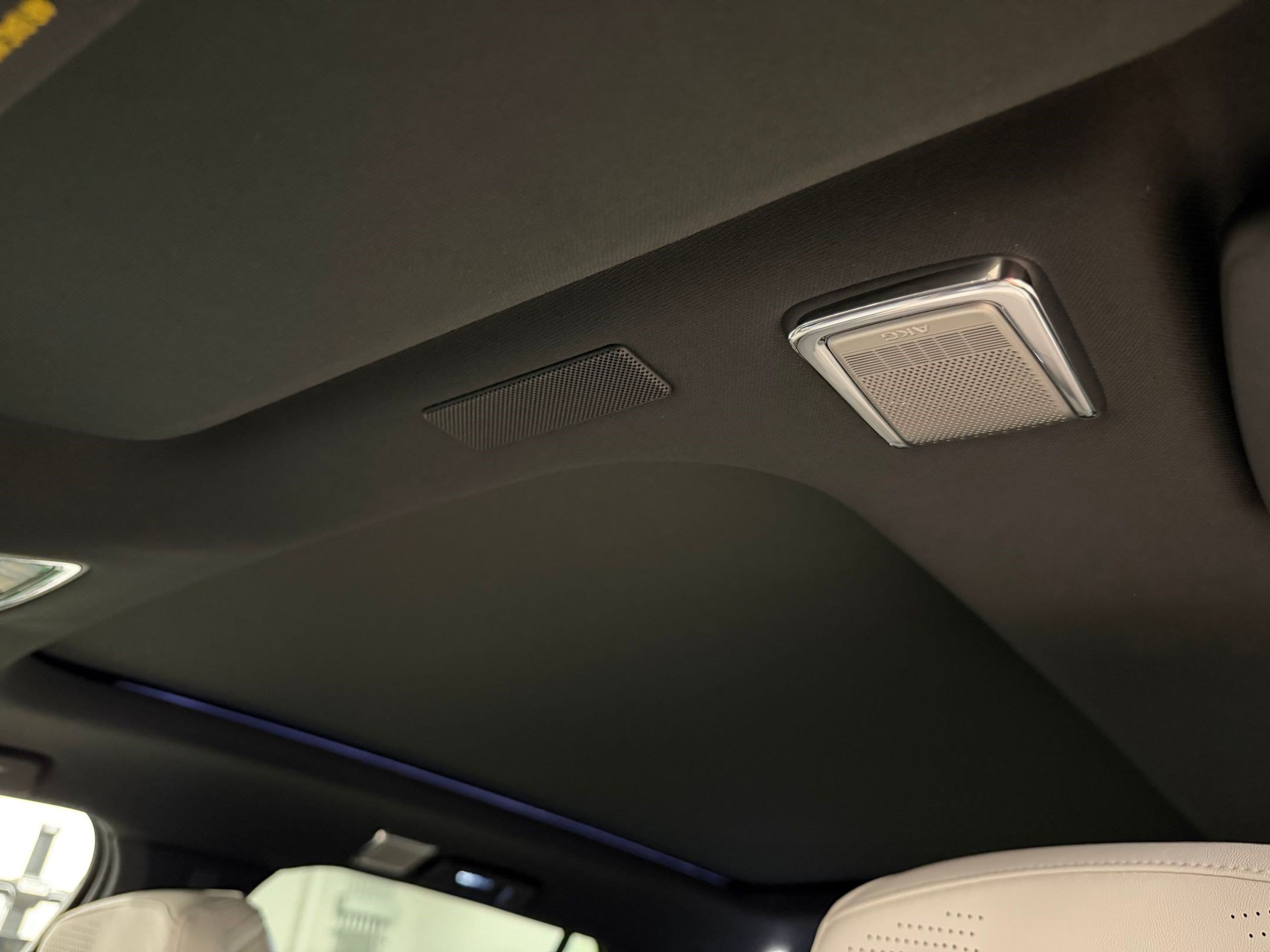 New 2027 Cadillac Vistiq Sport AWD/4WD image 25
