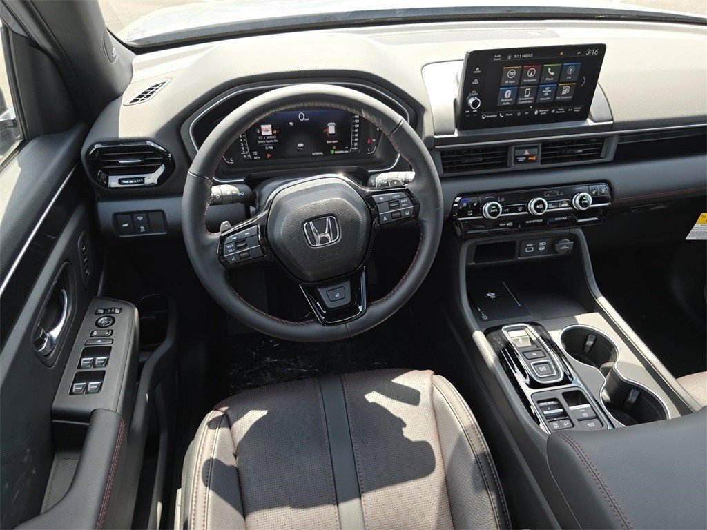 New 2025 Honda Pilot Black Edition image 29