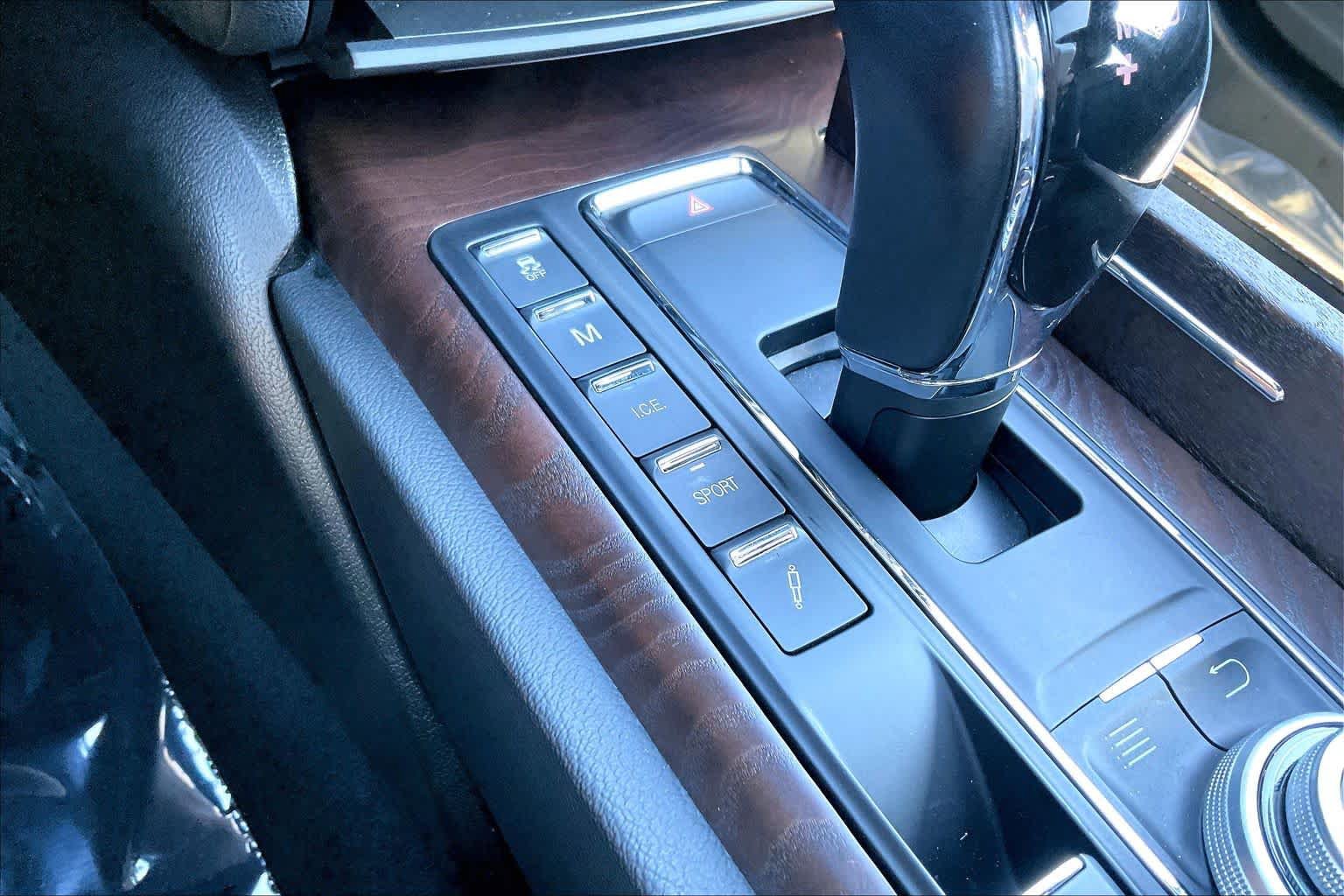 Used 2017 Maserati Quattroporte S RWD image 34