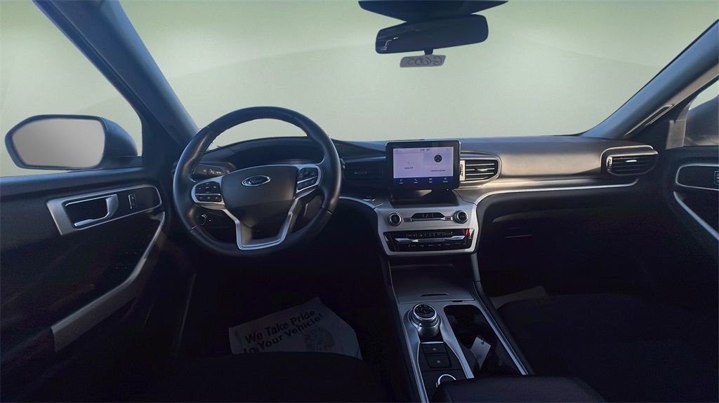 Used 2022 Ford Explorer XLT image 14