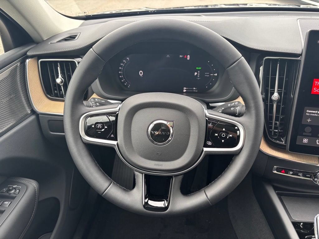 New 2026 Volvo XC60 T8 Ultra w/ Protection Package Premier AWD/4WD image 11