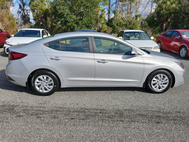 Used 2019 Hyundai Elantra SE image 9