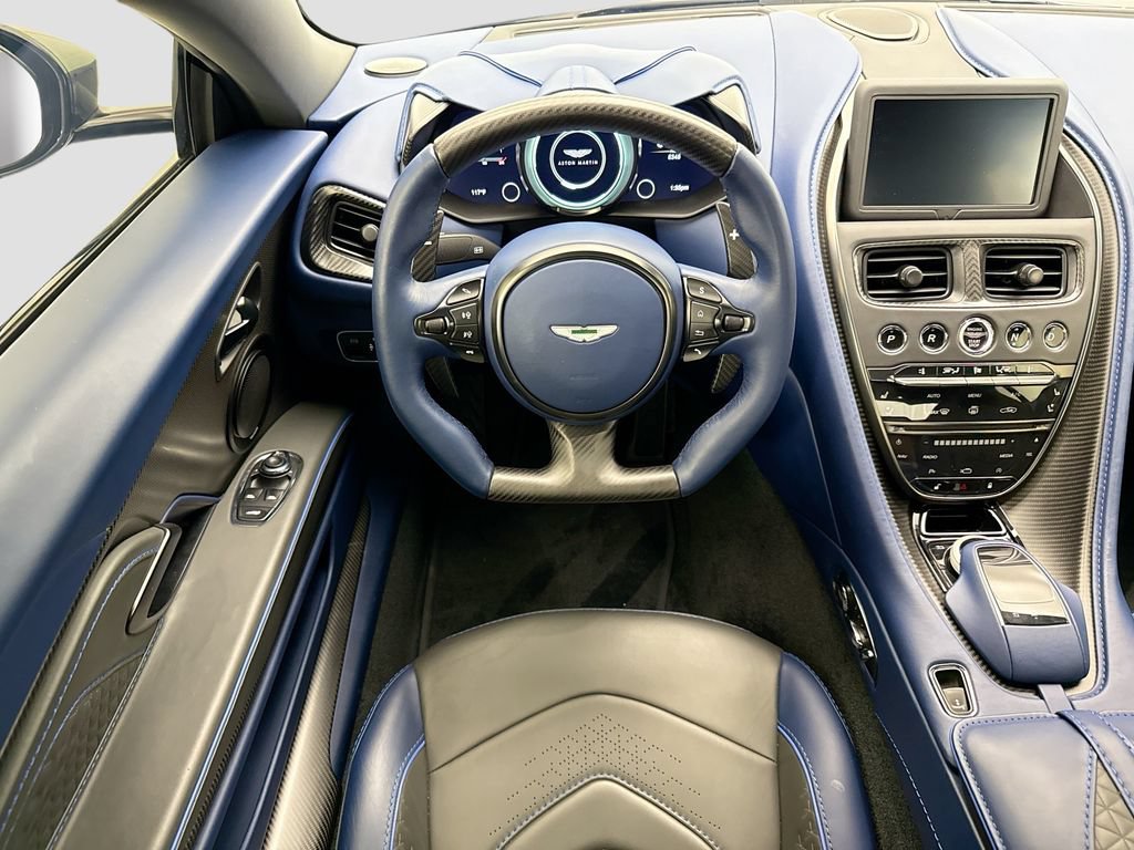 Used 2022 Aston Martin DBS Superleggera RWD image 10