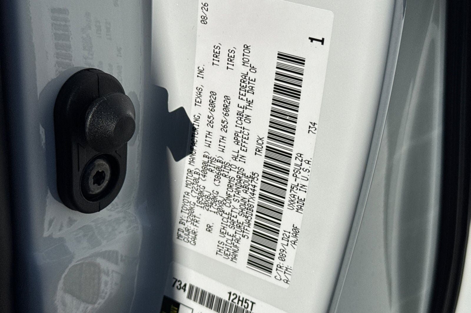 New 2026 Toyota Tundra Limited AWD/4WD image 15