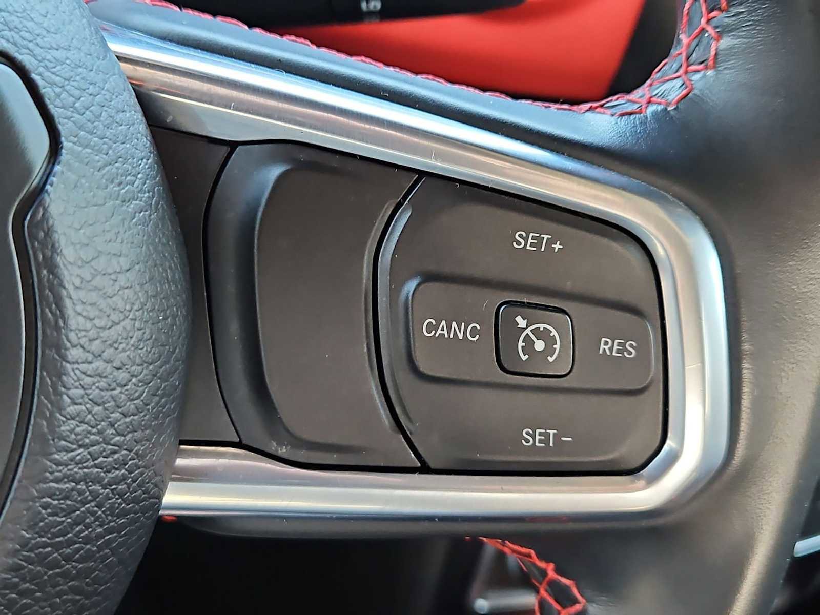 Used 2022 Jeep Gladiator Rubicon w/ LED Lighting Group image 39
