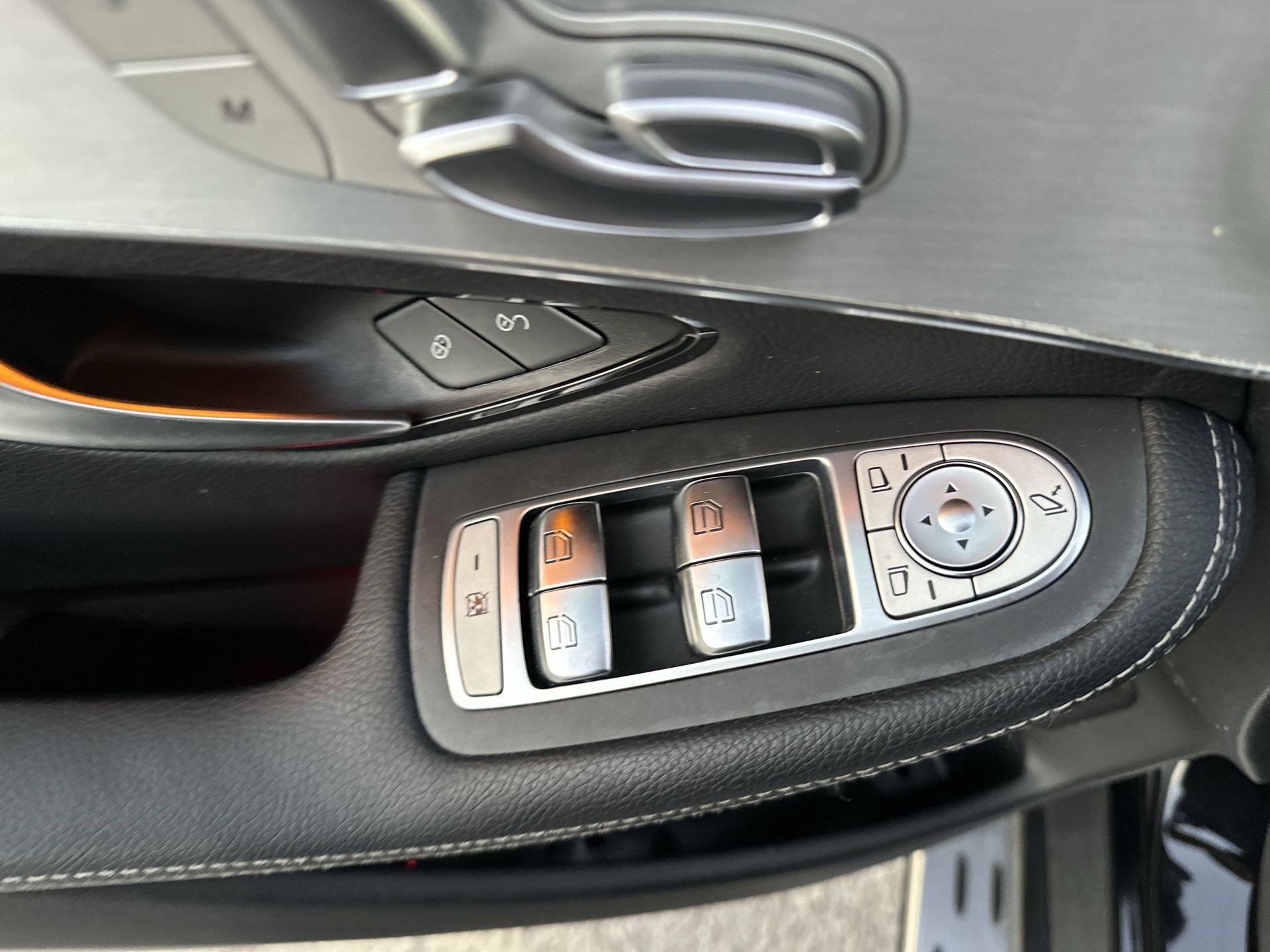 Used 2019 Mercedes-Benz GLC 300 4MATIC Coupe image 15