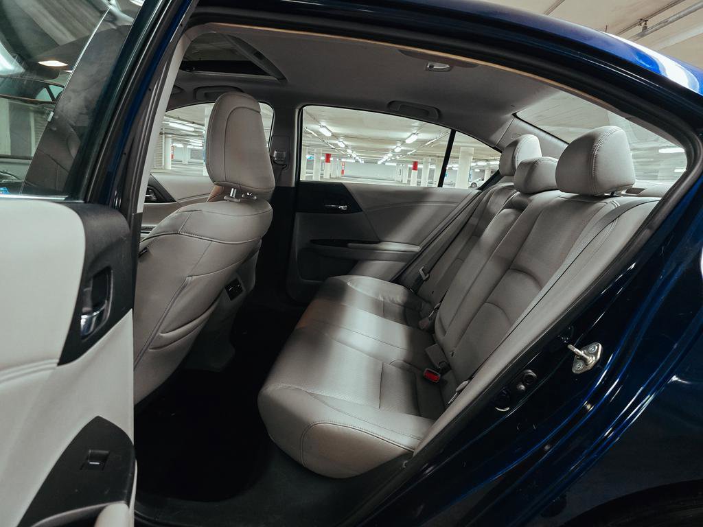 Used 2015 Honda Accord EX-L image 17